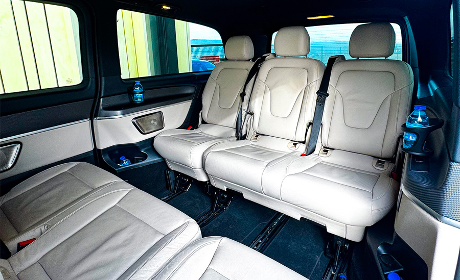 ClassV-feature-interieur-siege-premium-salon